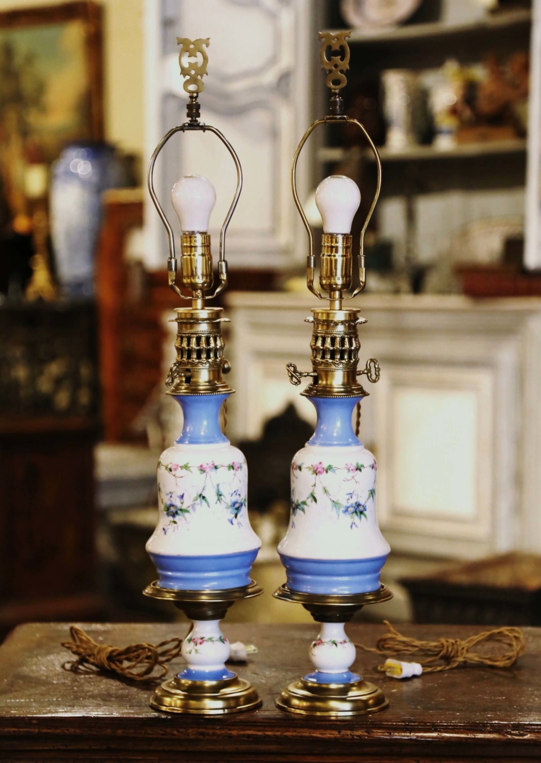 19th Century French Delft Blue and White Painted Porcelain and Brass Oil  Lamp - Country French Interiors